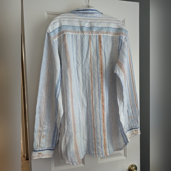 Tommy Bahama Button-Up Shirt Large - Picture 3 of 4
